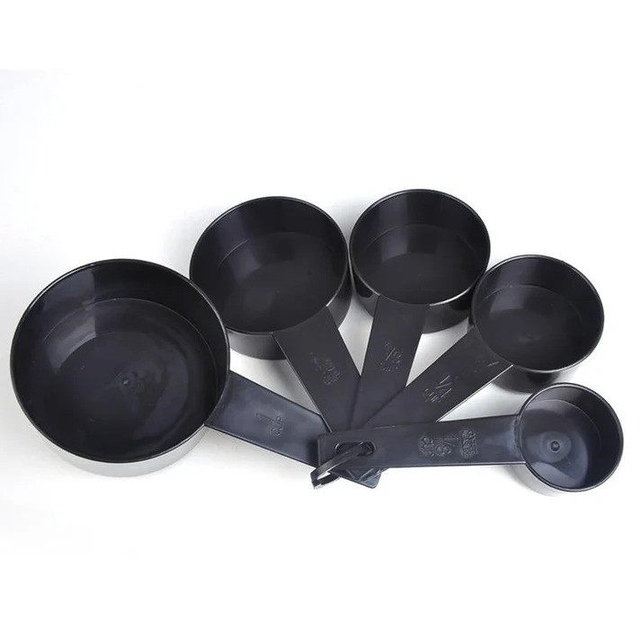 Measuring Cups And Spoon Set - Detail View